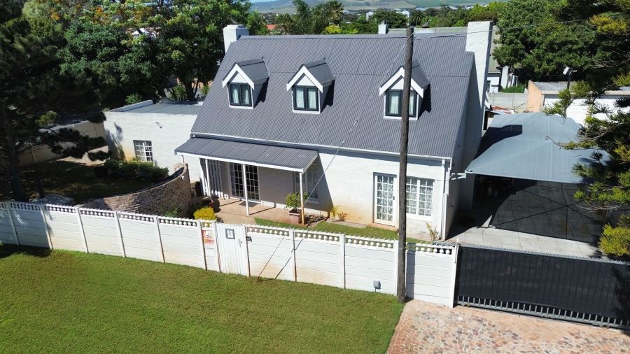 3 Bedroom Property for Sale in Table View Western Cape